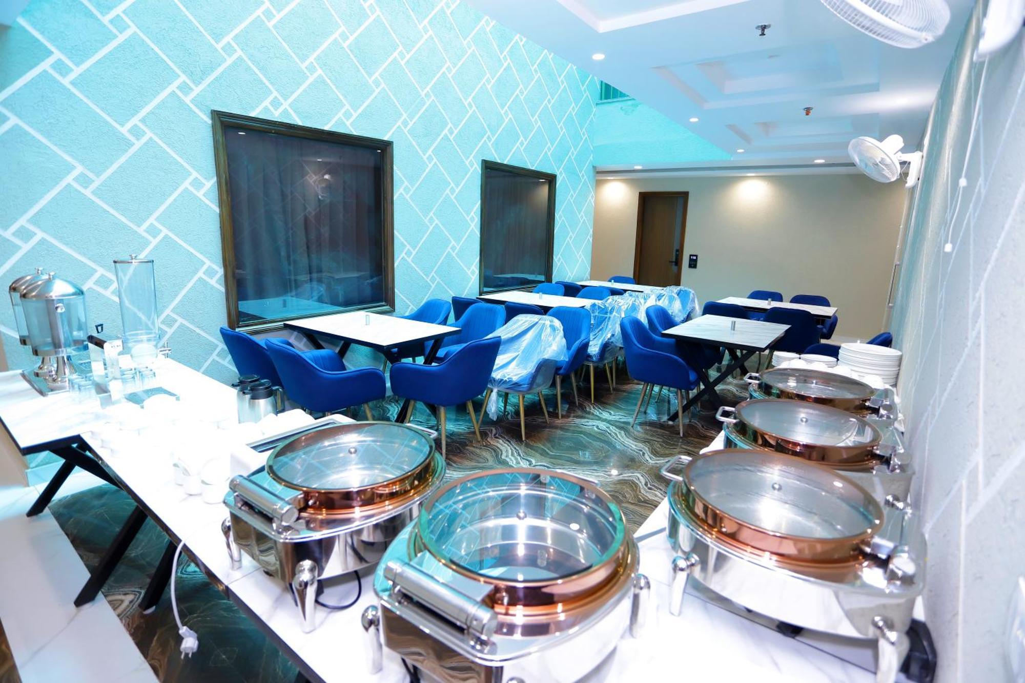 Hotel Nirvana Inn - Near Expo Mart Greater Noida Exterior photo